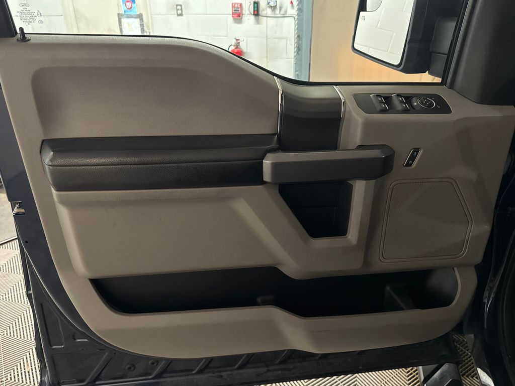 Certified Used 2019 Blue Ford XLT image 16