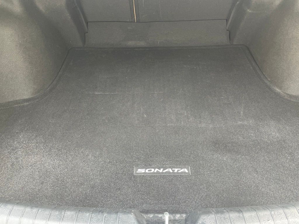 Used Car 2021 Hyundai Sonata Hybrid  Limited For Sale Under $25,000 In Georgetown, Texas