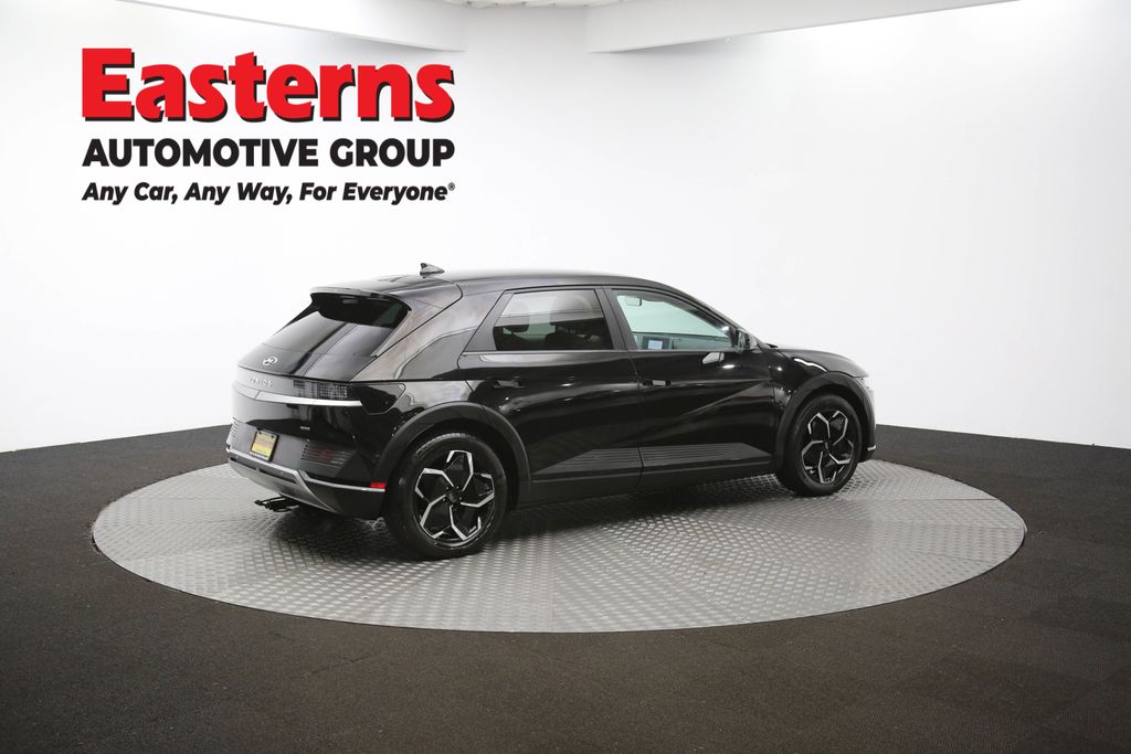 Used 2023 Black Hyundai SEL image 41