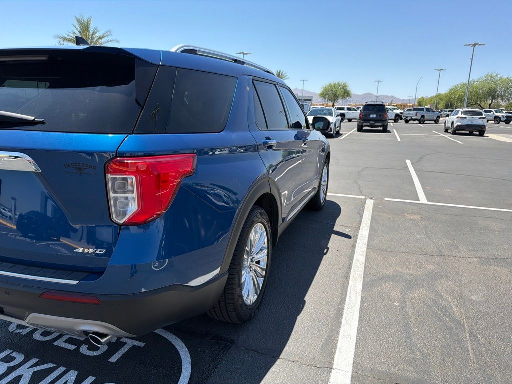 Thumbnail: 2022 Ford Explorer - 9
