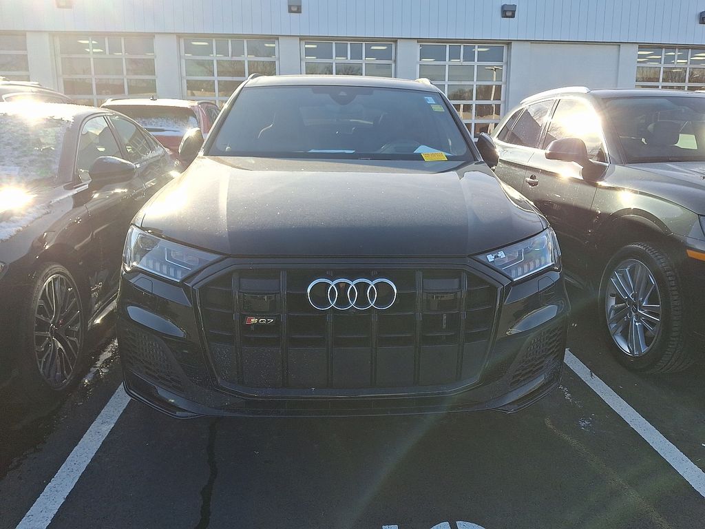 Thumbnail: 2023 Audi SQ7 - 2