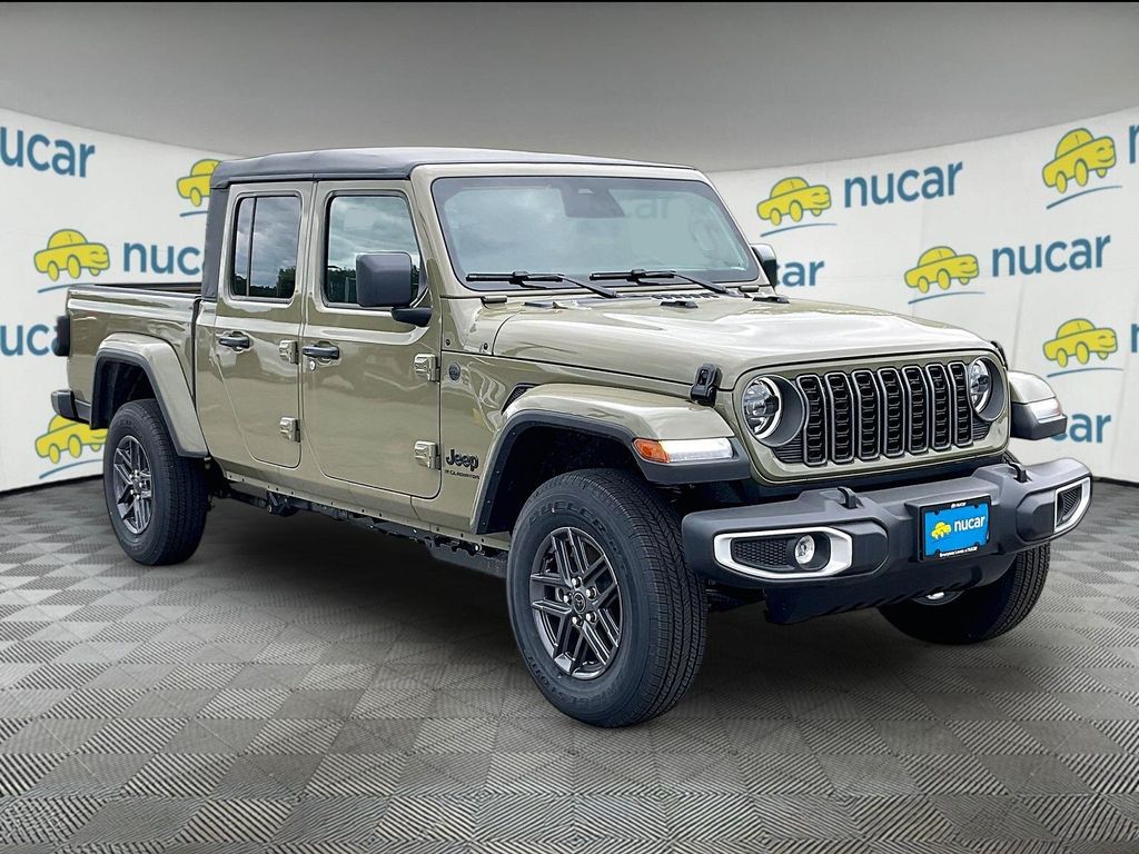 2026 Jeep Gladiator — photo 1