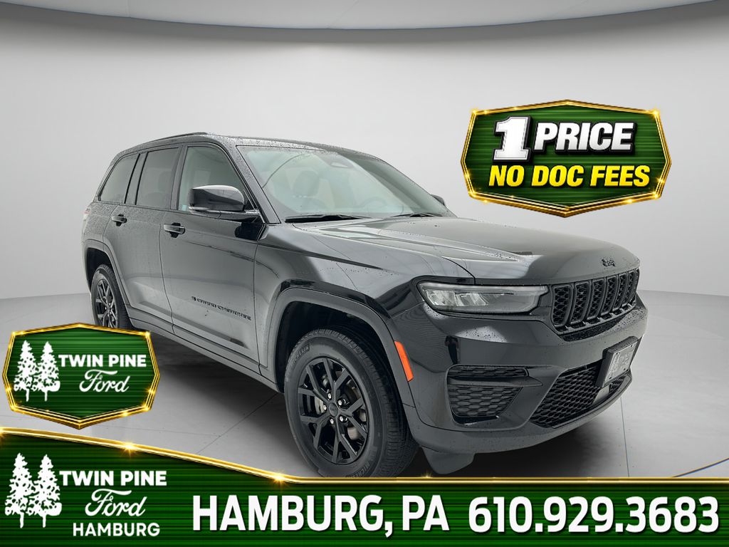 Diamond Black Crystal Pearlcoat 2025 Jeep Grand Cherokee SUV / Crossover Four-Wheel Drive Automatic