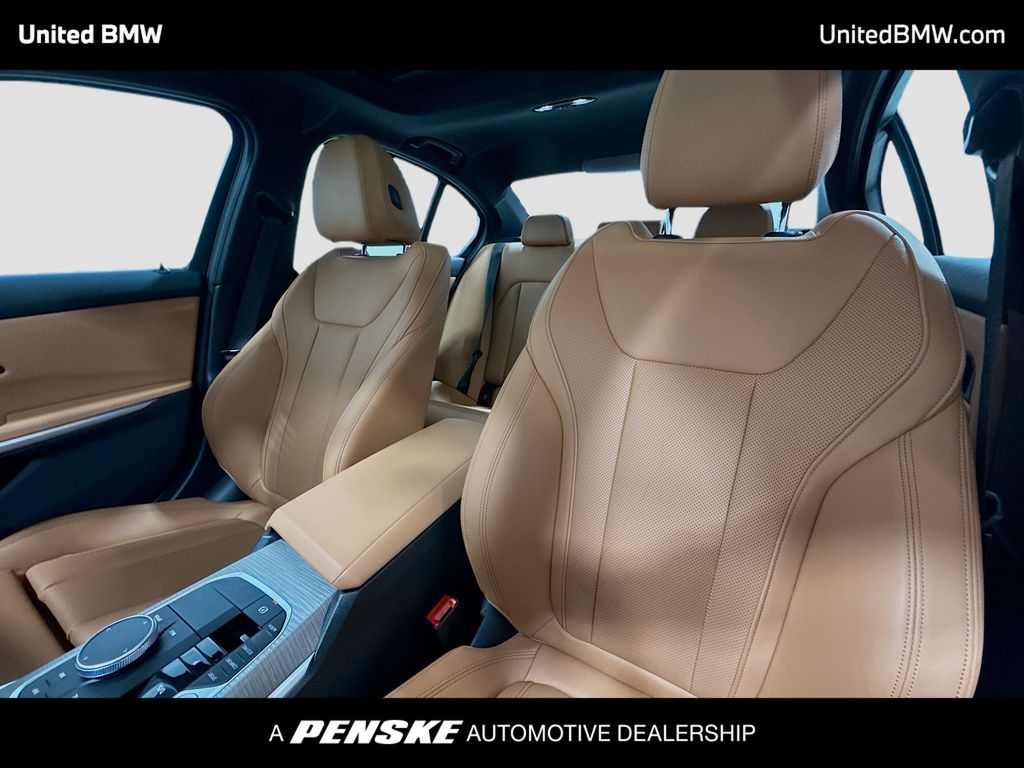 Thumbnail: 2025 BMW 3 Series - 5