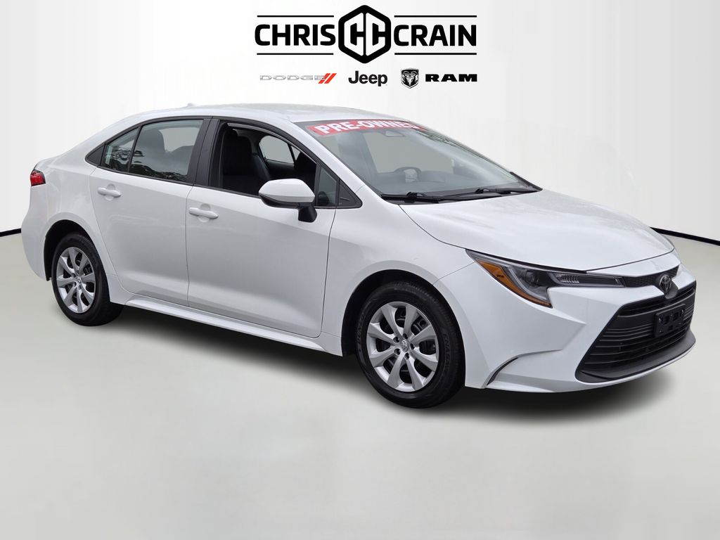 2025 Toyota Corolla LE FWD