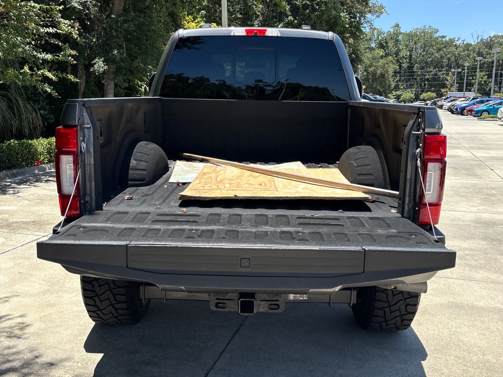 Used 2022 Gray Ford Lariat image 32