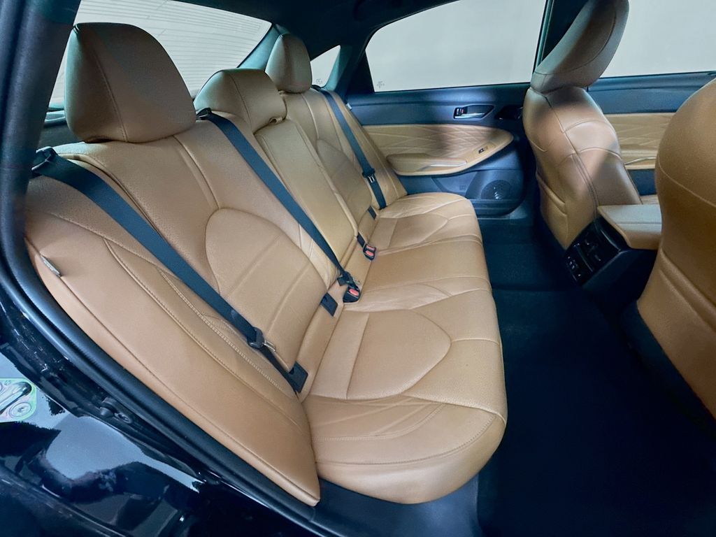 Thumbnail: 2020 Toyota Avalon - 28