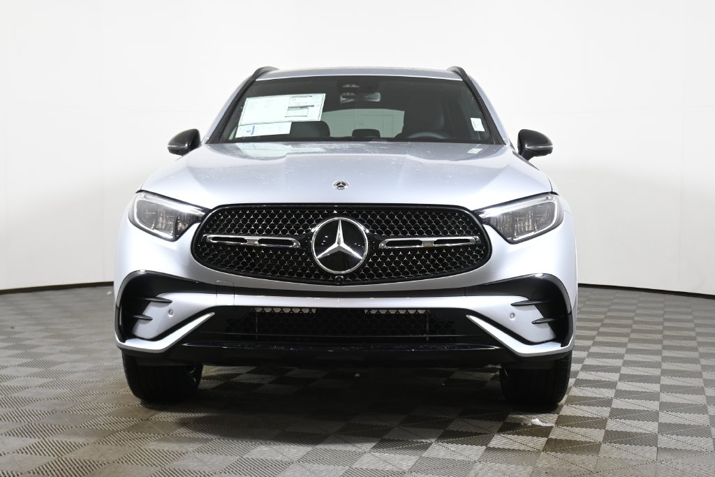 Thumbnail: 2026 Mercedes-Benz GLC - 10
