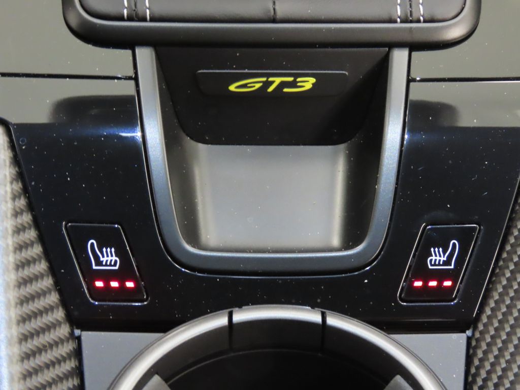 Thumbnail: 2026 Porsche 911 - 30