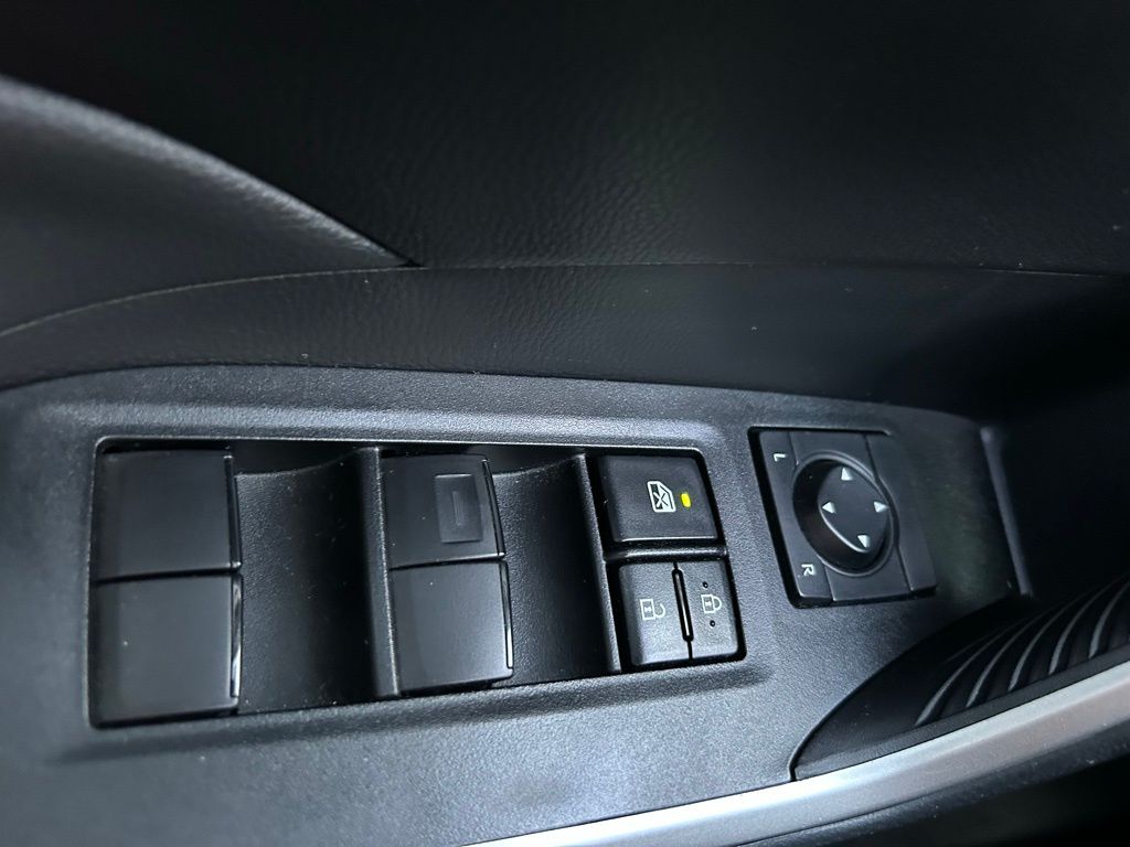 Thumbnail: 2024 Toyota RAV4 - 24