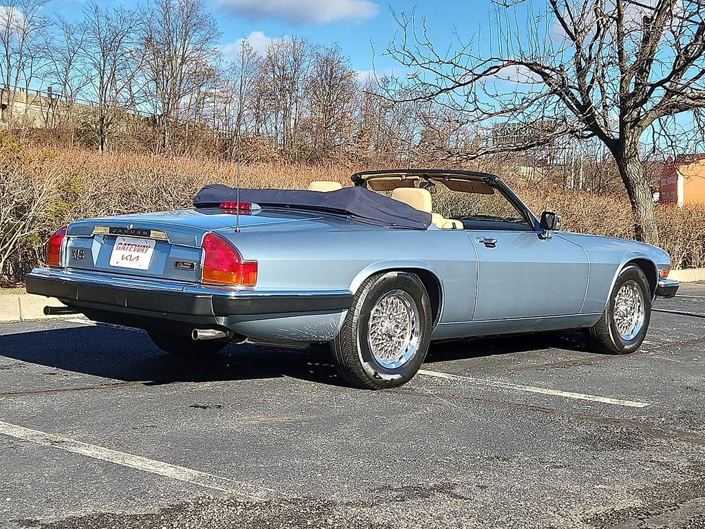 1990 Jaguar XJS's photo