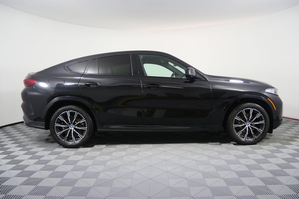 Thumbnail: 2025 BMW X6 - 2