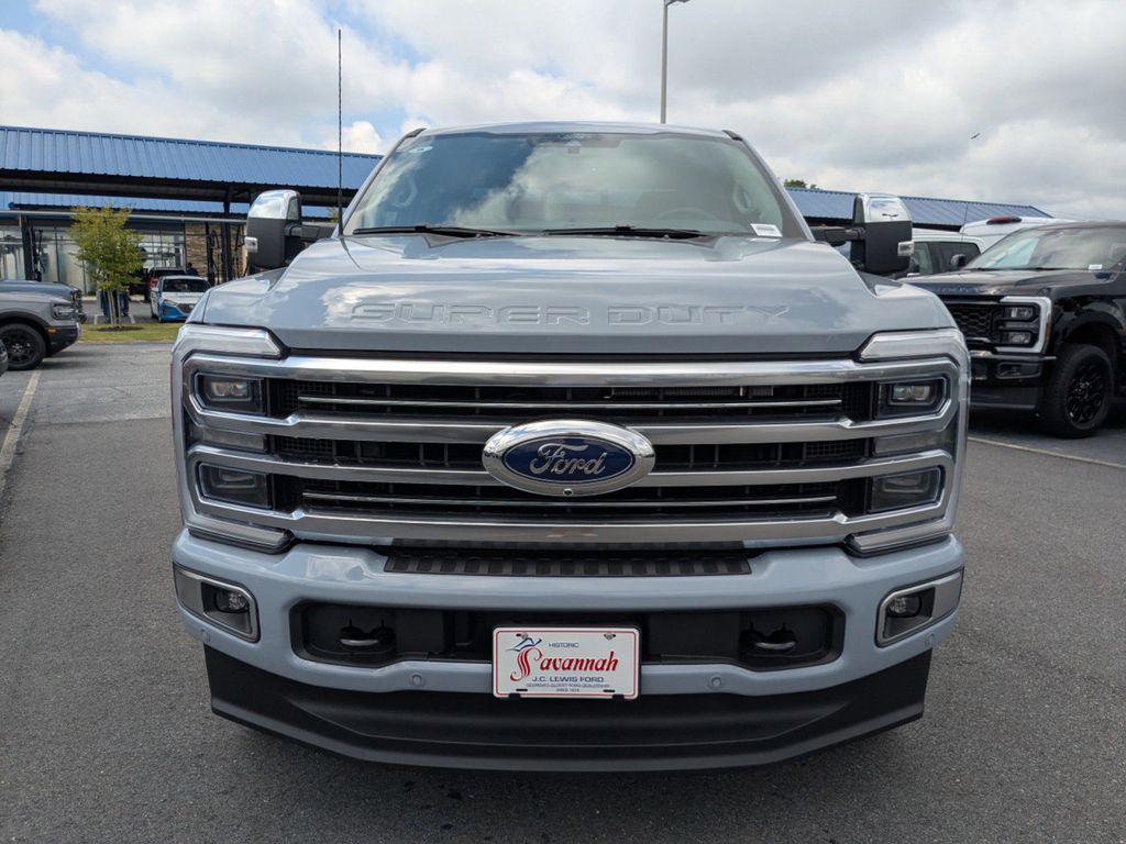 2025 Ford F-250 Super Duty Platinum