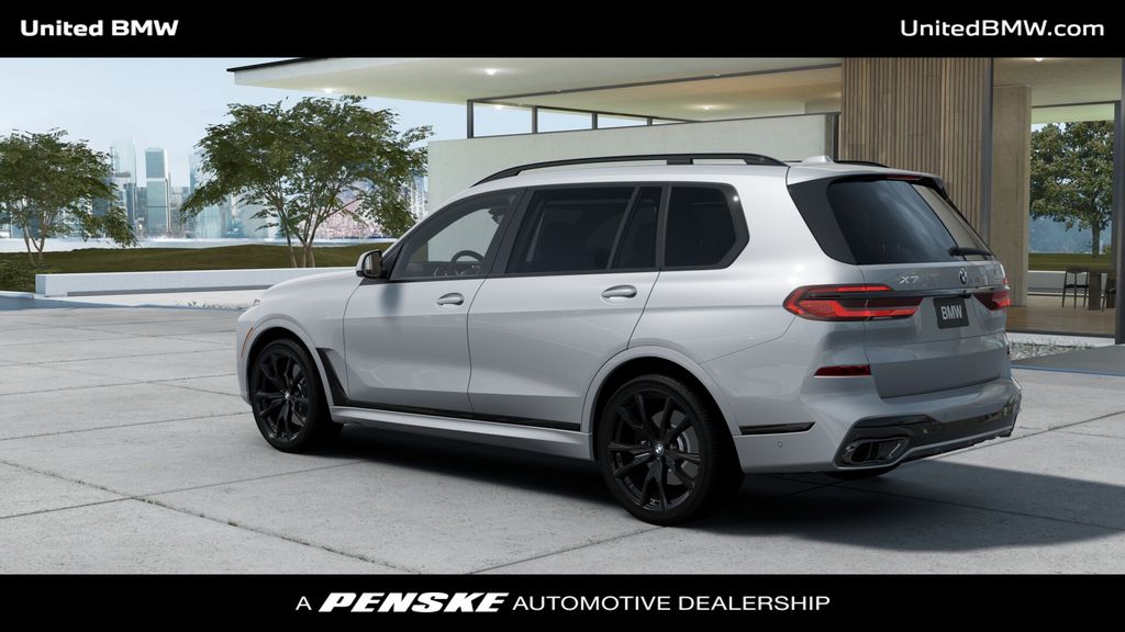Thumbnail: 2027 BMW X7 - 2