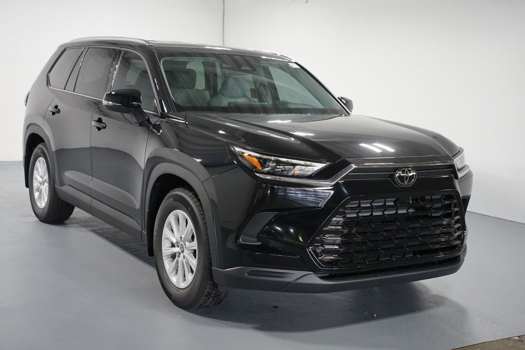 Thumbnail: 2026 Toyota Grand Highlander - 3