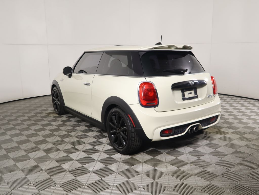 Thumbnail: 2015 MINI Cooper - 7