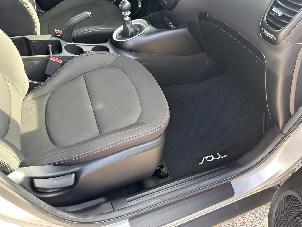 Used Car 2016 Kia Soul  Base For Sale Under $15,000 In Austin, Texas