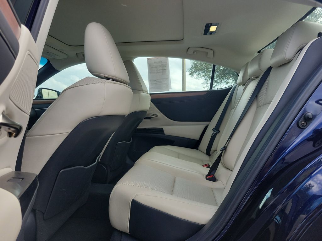 used 2025 Lexus ES car, priced at $44,998