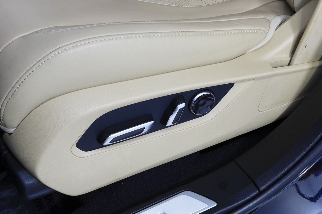 Thumbnail: 2022 Acura RDX - 23