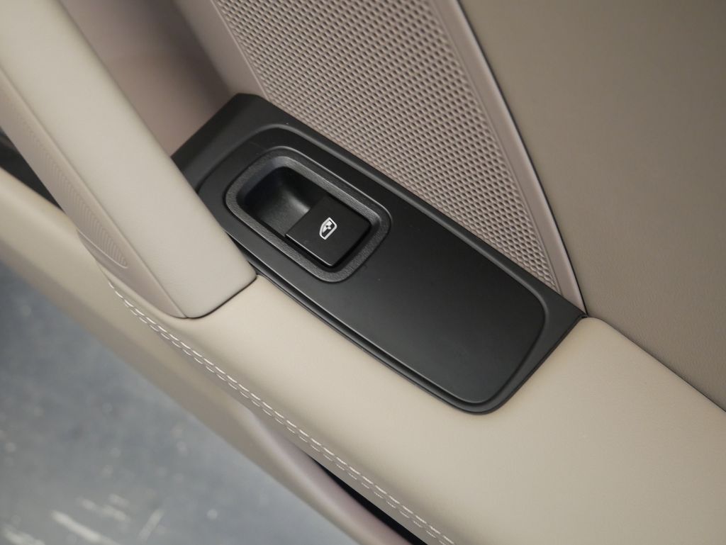 Thumbnail: 2026 Porsche 911 - 23