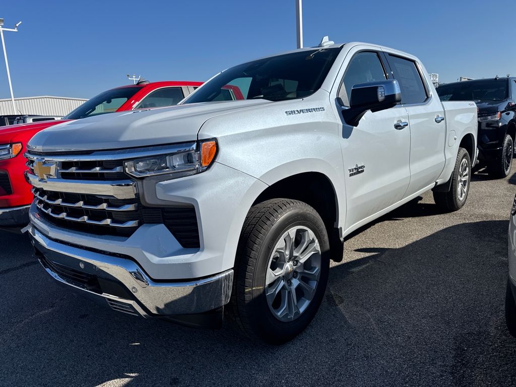 2026 Chevrolet Silverado 1500 LTZ Crew Cab 4WD