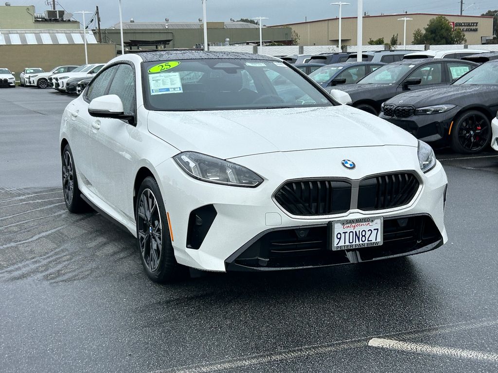 Thumbnail: 2025 BMW 2 Series - 7