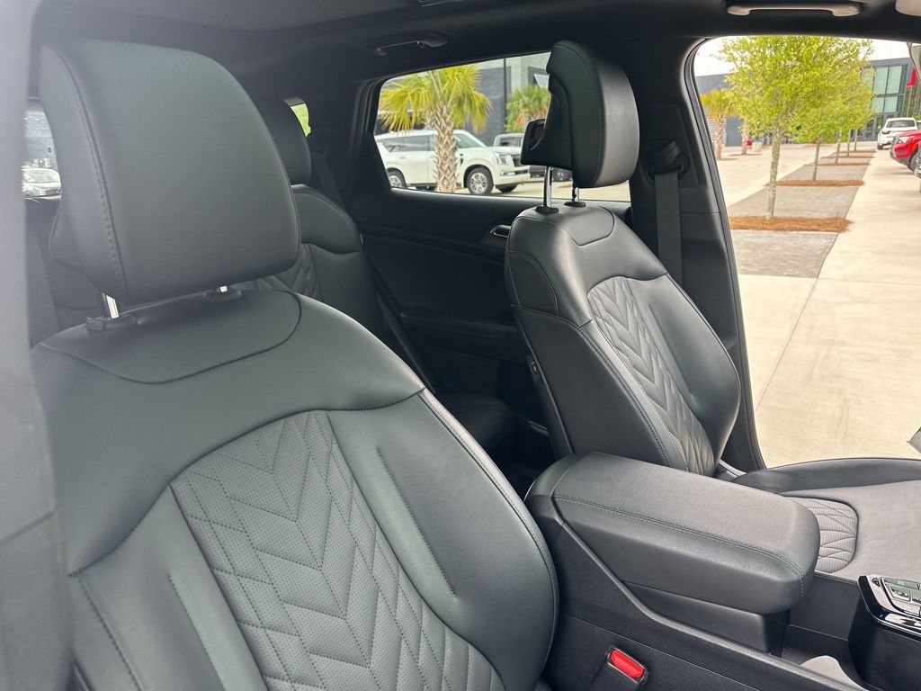 2024 Jungle Green Kia Sportage X-Line AWD SUV