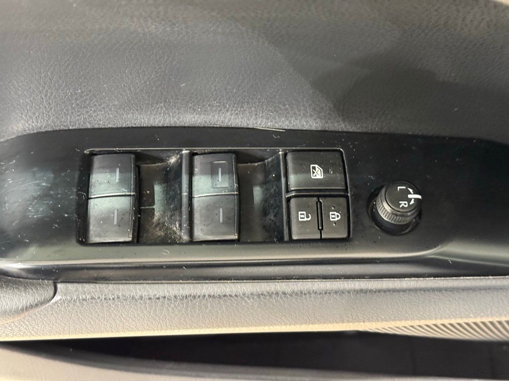 Thumbnail: 2025 Toyota Camry - 15