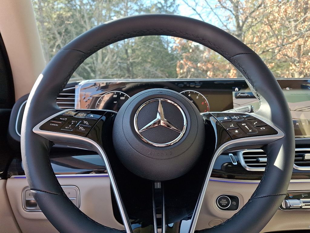 Thumbnail: 2026 Mercedes-Benz GLE - 15