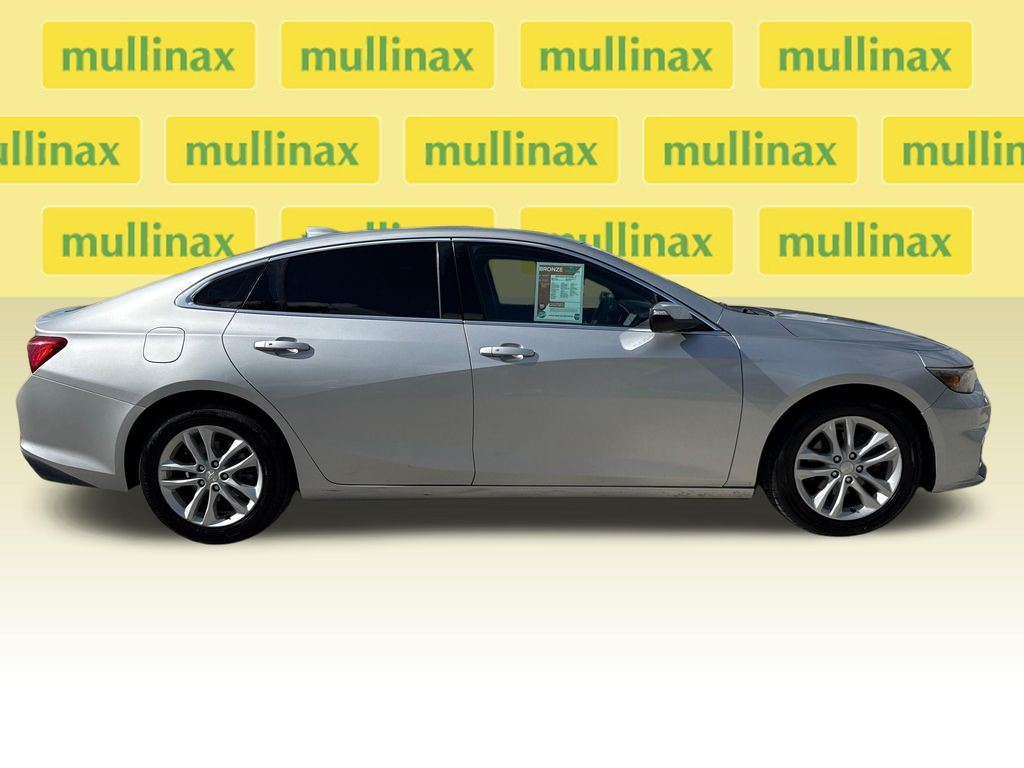 Used 2018 Silver Chevrolet LT image 2