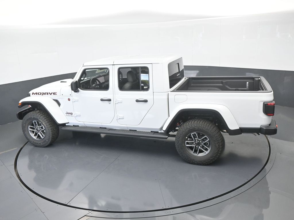 New 2026 Bright White Clearcoat Jeep Mojave image 46