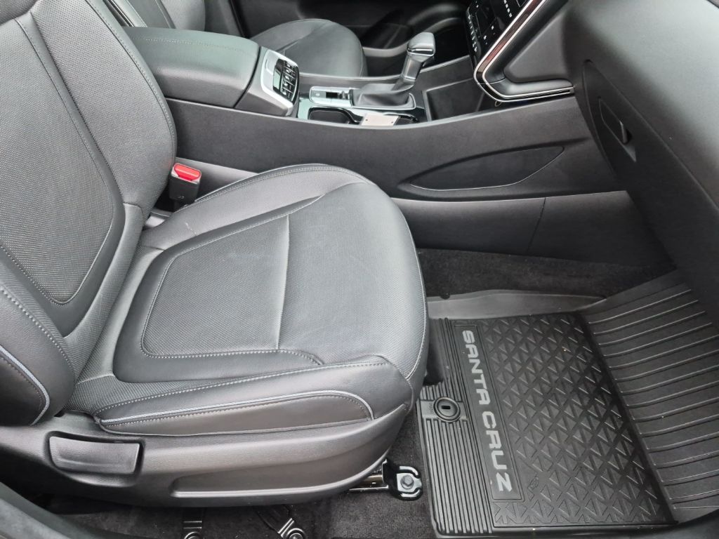 Used Car 2023 Hyundai Santa Cruz  Limited For Sale Under $30,000 In Austin, Texas