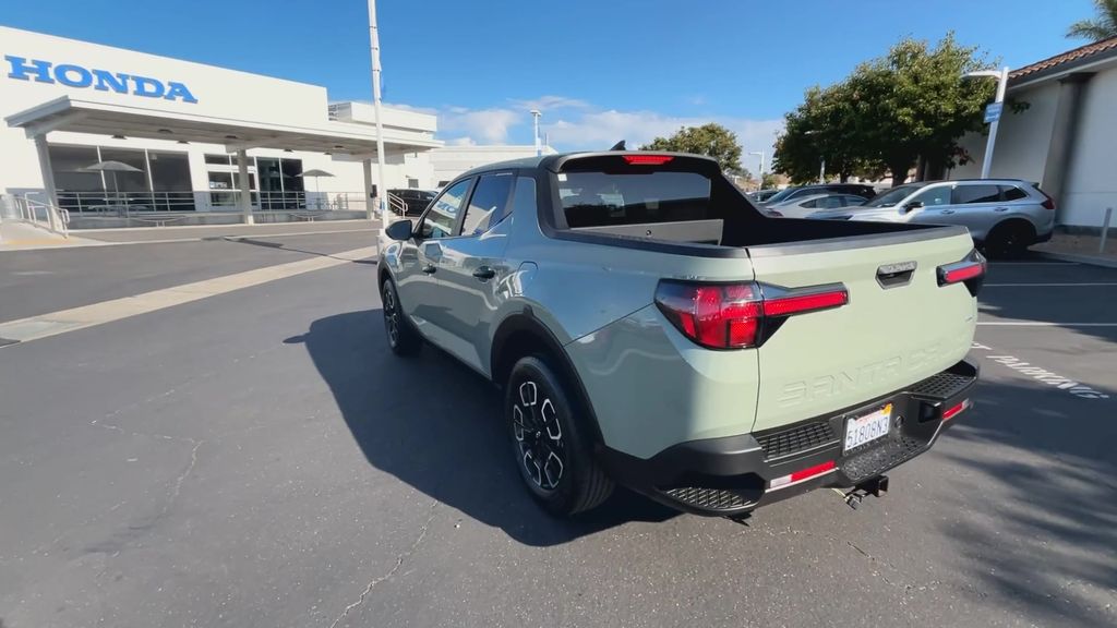 Thumbnail: 2023 Hyundai Santa Cruz - 7
