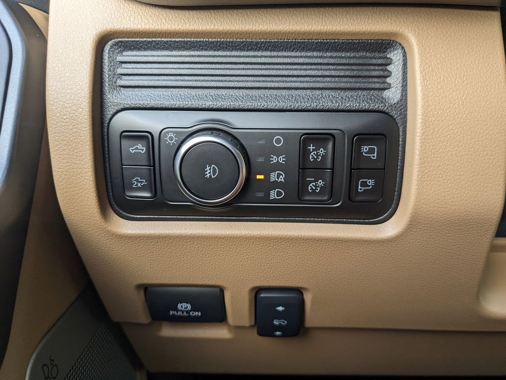 2025 Ford F-350 Super Duty Lariat