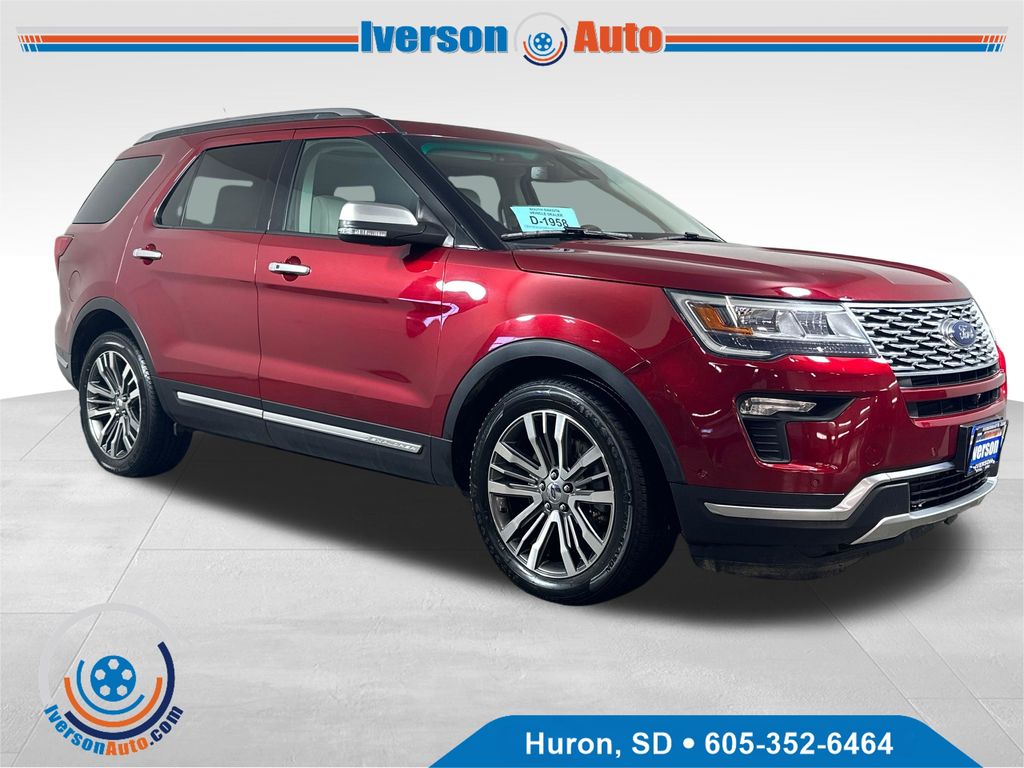  2018 Ford Explorer Platinum AWD   