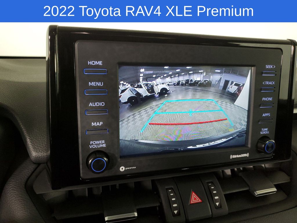 2022 Toyota RAV4 XLE Premium 34