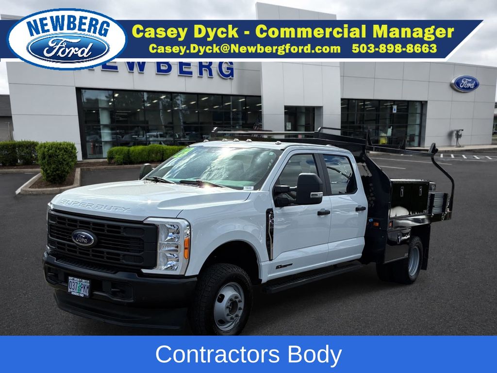 2023 Ford F-350 Super Duty Chassis XL Crew Cab DRW 4WD