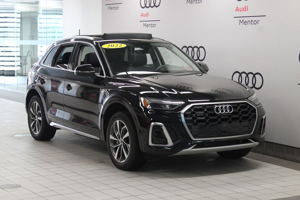 Thumbnail: 2022 Audi Q5 - 8
