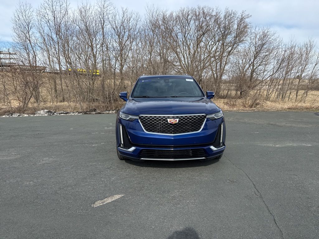 Used 2024 Cadillac XT6 Premium Luxury with VIN 1GYKPDRS1RZ735895 for sale in Zumbrota, Minnesota