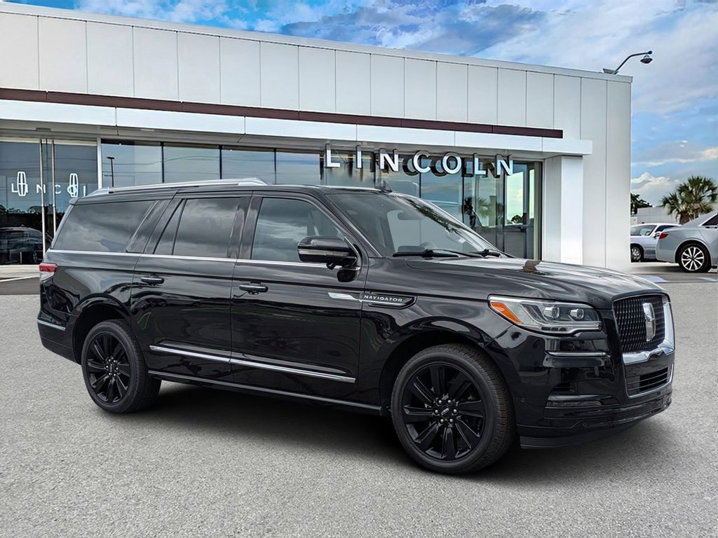 2023 Lincoln Navigator L Reserve 4WD