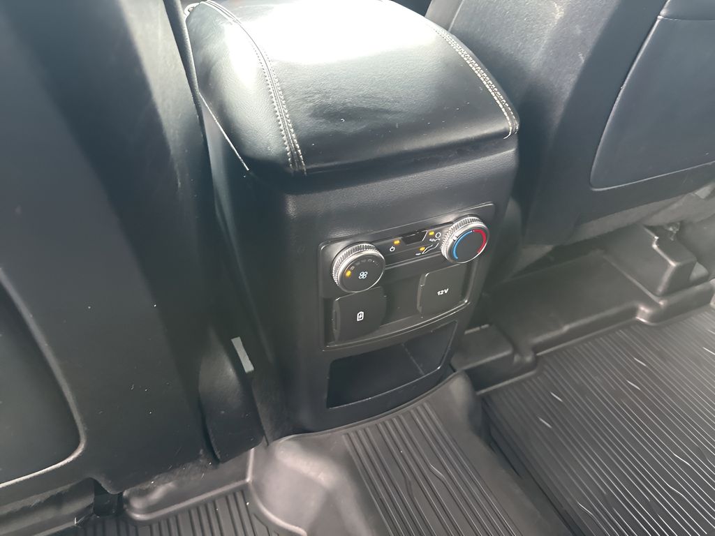 Used Car 2020 Ford Explorer  Xlt For Sale Under $25,000 In Austin, Texas