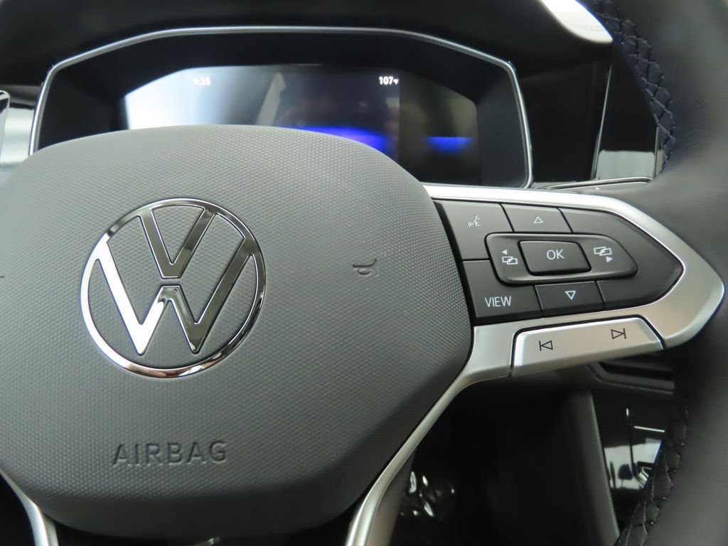 Thumbnail: 2025 Volkswagen Jetta - 13