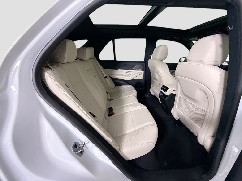 Thumbnail: 2026 Mercedes-Benz GLE - 24