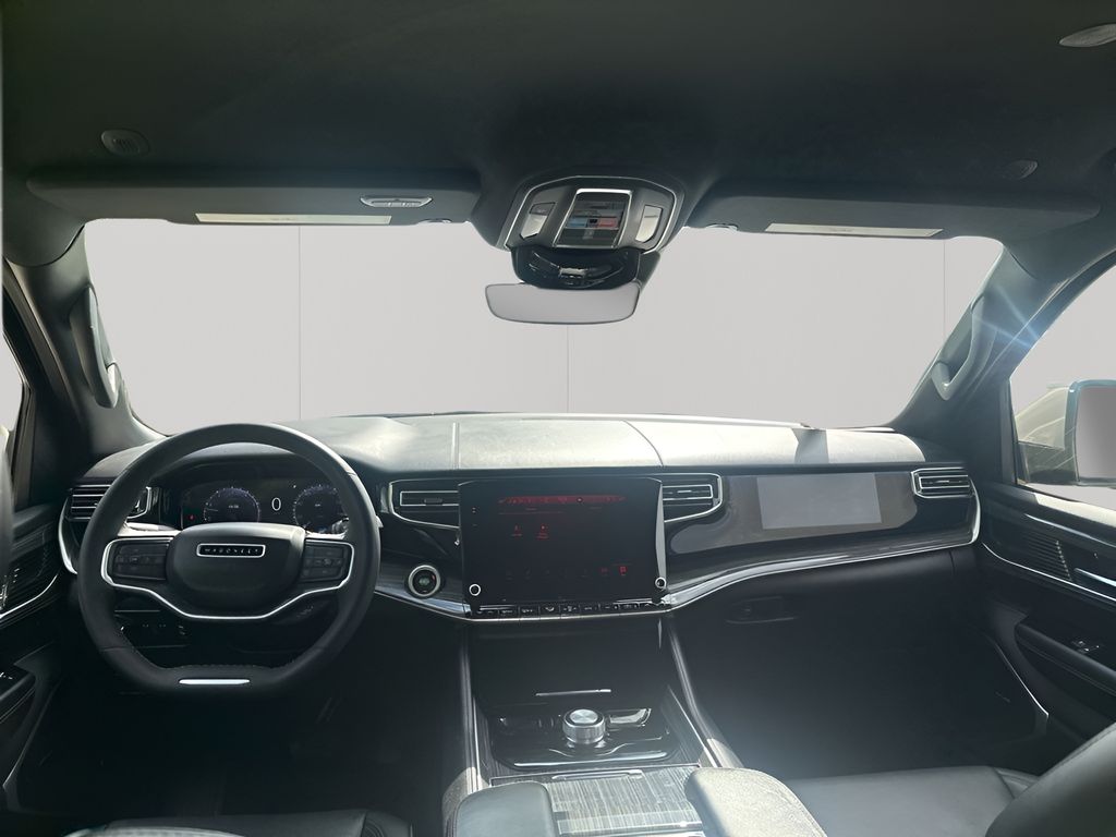 Used 2022 White Jeep Series II image 22