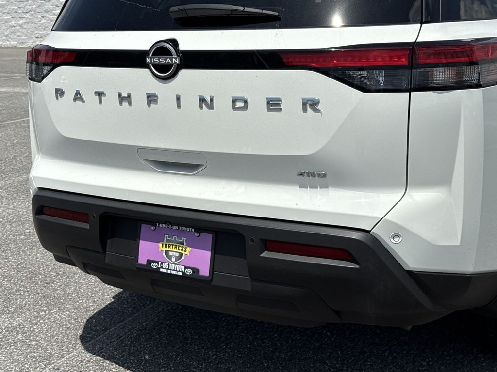 Used 2023 Nissan Pathfinder SUV