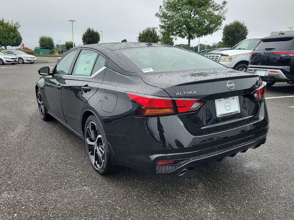 Thumbnail: 2025 Nissan Altima - 3