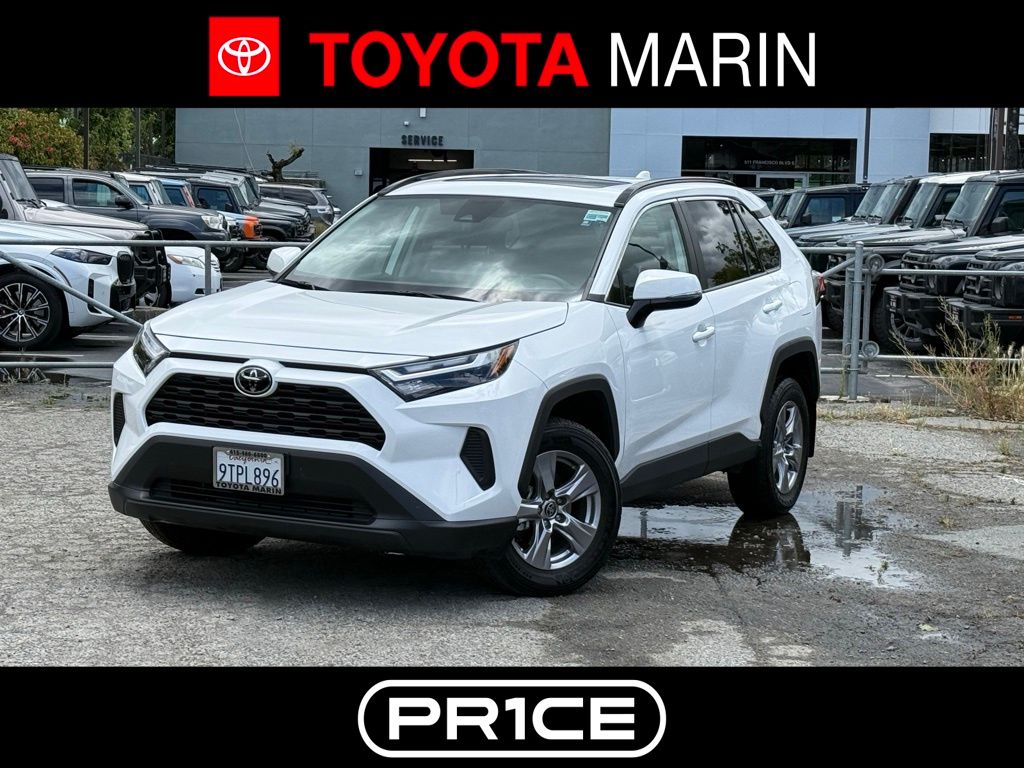 Ice 2025 Toyota RAV4 XLE FWD SUV / Crossover Front-Wheel Drive 8-Speed Automatic