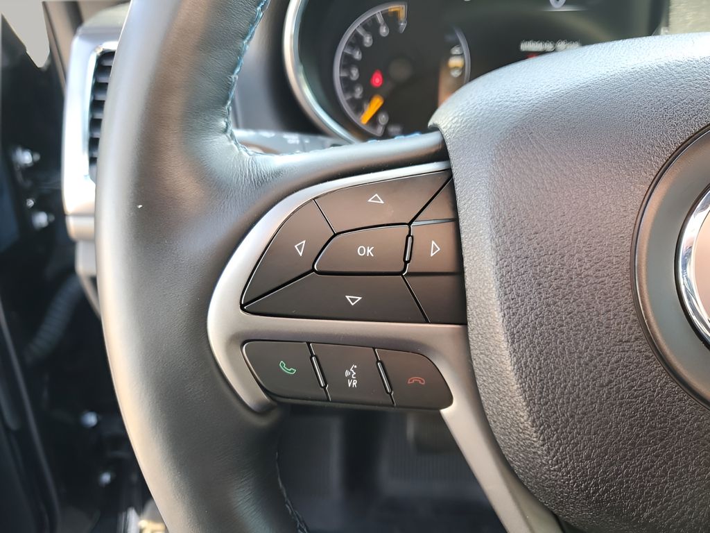 Used Car 2018 Jeep Grand Cherokee  Upland Edition For Sale Under $20,000 In Austin, Texas