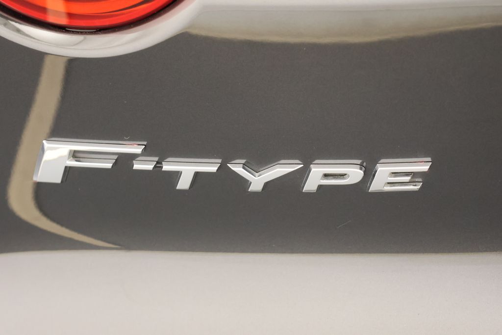 Thumbnail: 2017 Jaguar F-Type - 9