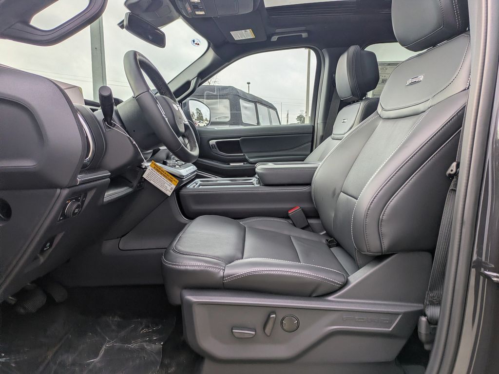 2026 Ford Expedition Max Platinum MAX